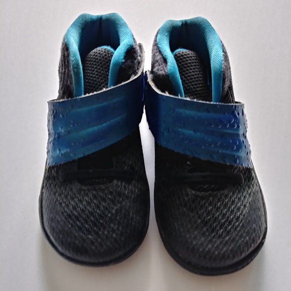 kyrie 2 water drops